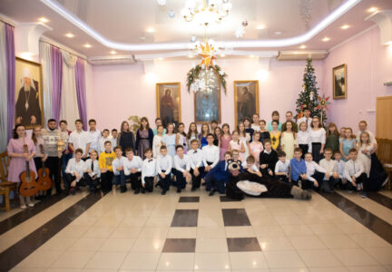Рождественская гостиная в воскресной школе  Ильинского кафедрального собора г. Россоши