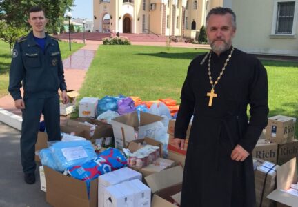 Гуманитарная помощь для беженцев  Донбасса и военнослужащих