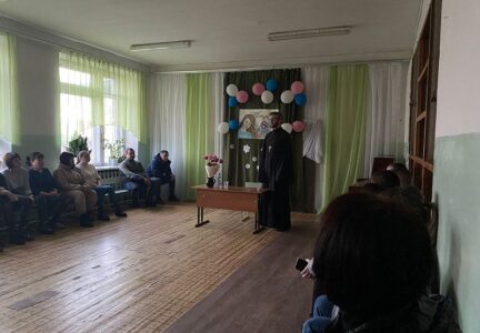 Благочинный принял участие в школьном собрании МКОУ СОШ №25 г. Россоши
