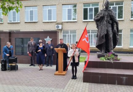 В селе Морозовка встретили День Победы и почтили память усопших воинов