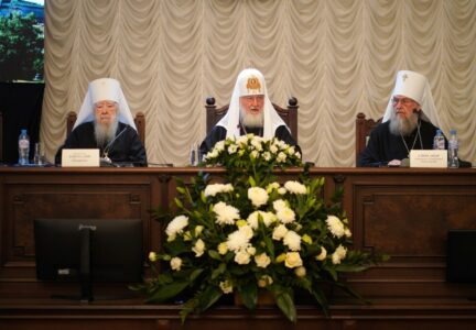 В Троице-Сергиевой лавре началась работа Архиерейского Совещания Русской Православной Церкви
