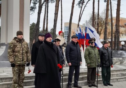 Клирик благочиния принял участие в митинге и возложении цветов в День памяти воинов интернационалистов