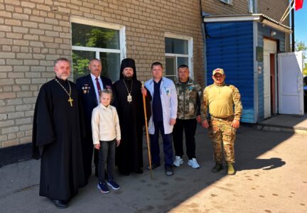 Преосвященнейший епископ Дионисий посетил военный госпиталь Минобороны РФ
