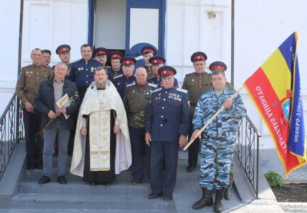 Присяга казаков в храме Покрова Пресвятой Богородицы сл. Шапошниковка (Ольховатского района)