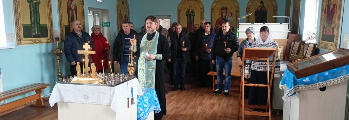 В храме Введения п. Гора (Ольховатского района) почтили память погибших в Афганистане