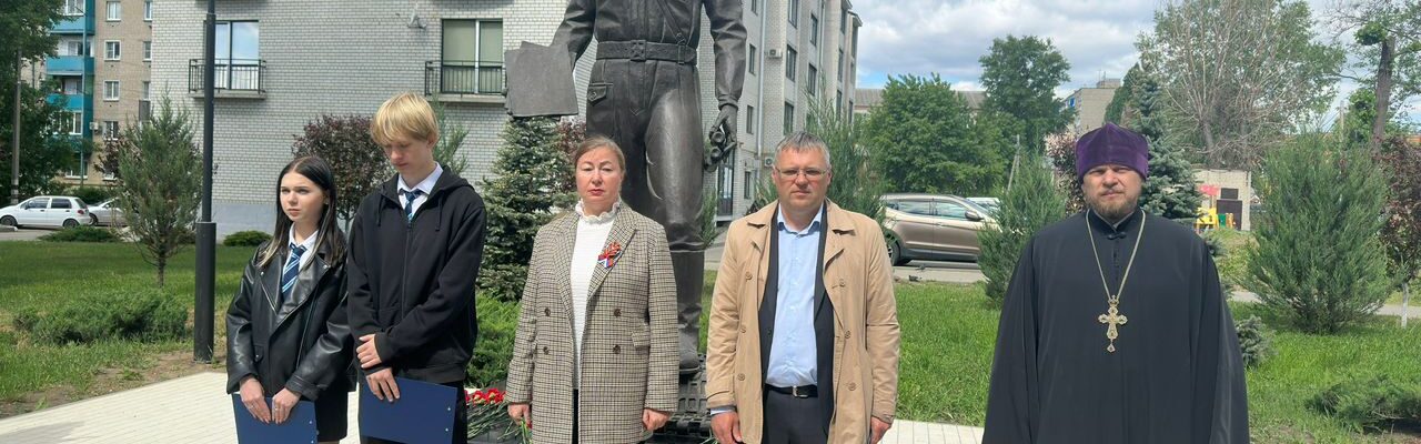 В Россошанском благочинии прошли торжественные митинги, приуроченные ко Дню Великой Победы