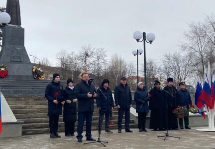 В Россоши прошел митинг в честь 82-й годовщины освобождения города