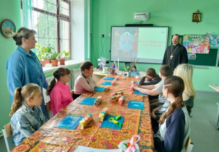 В духовно-просветительском центре г. Россошь прошла презентация «Пасха Христова наша победа»