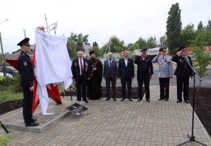 Секретарь Россошанской епархии принял участие в открытии памятного знака
