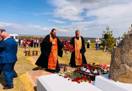 Клирики благочиния приняли участие в перезахоронении участников ВОВ