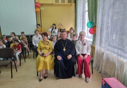 Настоятель храма Рождества принял участие в торжественном мероприятии в детском саду №21 г. Россошь