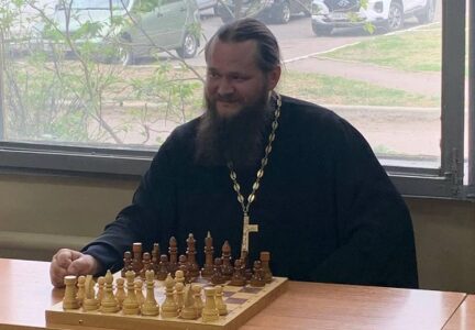 Секретарь епархии принял участие в шахматном турнире