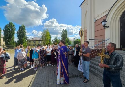 Престольный праздник в храме Всемилостивого Спаса г. Россошь