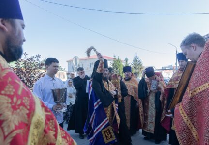 В селе Заболотовка Ольховатского района почтили память священномученника Евгения Попова