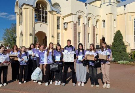 В Россошанском благочинии продолжается благотворительная акция «Белый Цветок»