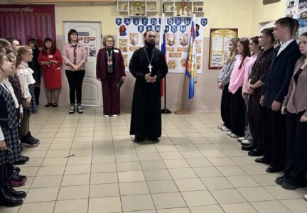 Руководитель епархиального Миссионерского отдела посетил районную олимпиаду по ОПК