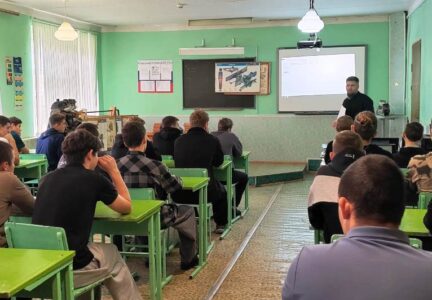 Помощник благочинного встретился со студентами Россошанского техникума