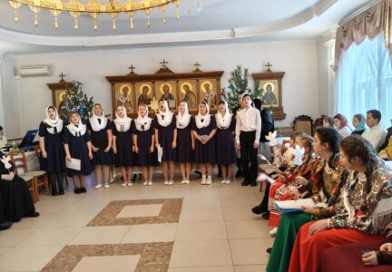 В Спасском Костомаровском епархиальном монастыре прошла просветительская программа «В целом мире Рождествоом »