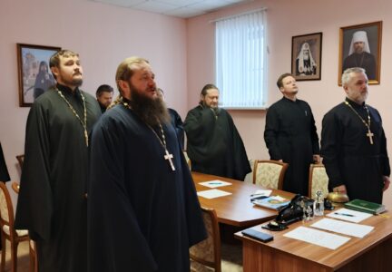 В Россошанском благочинии прошло очередное собрание духовенства