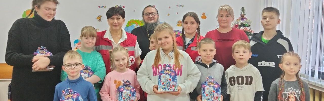 Представители социального отдела посетили объединение «Ежики»