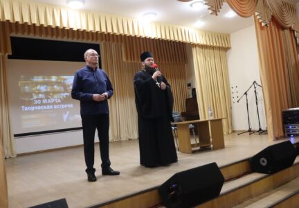 Встреча с Виктором Николаевым в рамках Дня православной книгм