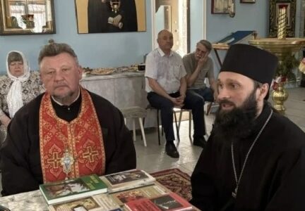 Помощник руководителя епархиального миссионерского отдела провел встречу с прихожанами храма Рождества г. Россошь