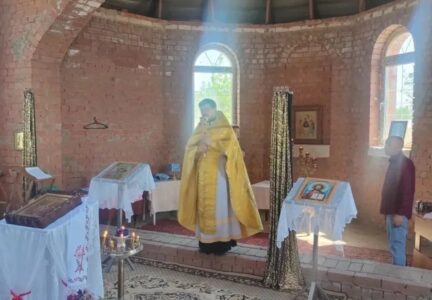Престольный праздник в строящемся храме п. Начало Россошанского района