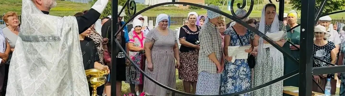 В селе Новая Калитва привели в порядок сельское кладбище