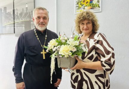 Настоятель Троицкого храма села Новая Калитва посетил социально-реабилитационный центр для несовершеннолетних г. Россошь