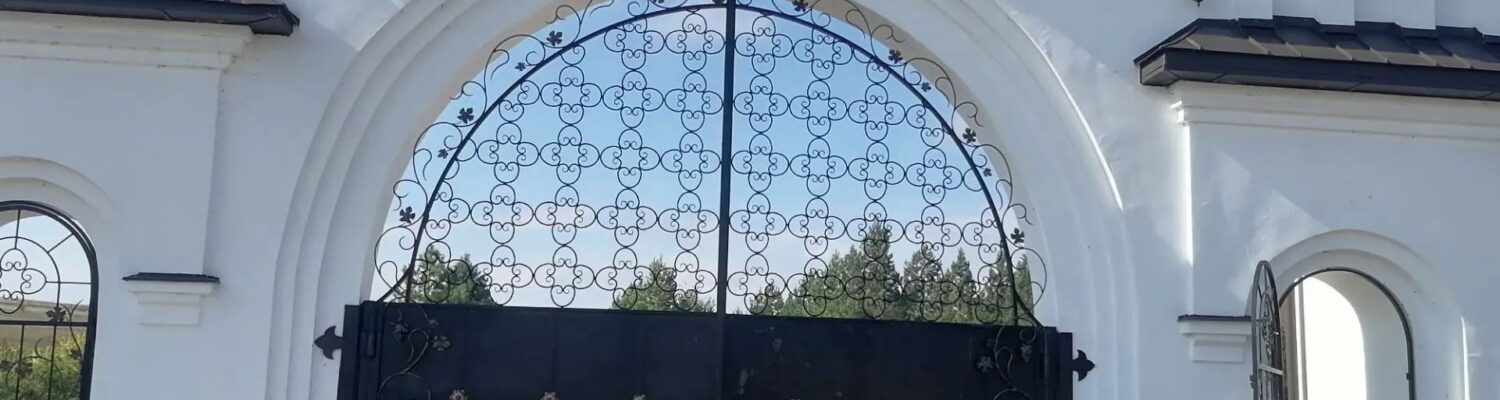Паломничество в Спасский Костомаровский женский монастырь