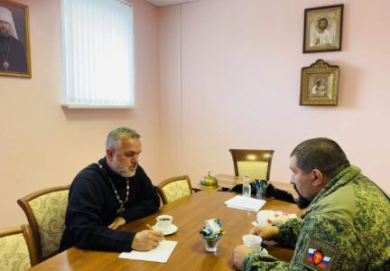 В здании Епархиального управления г. Россошь прошла встреча с военным священником
