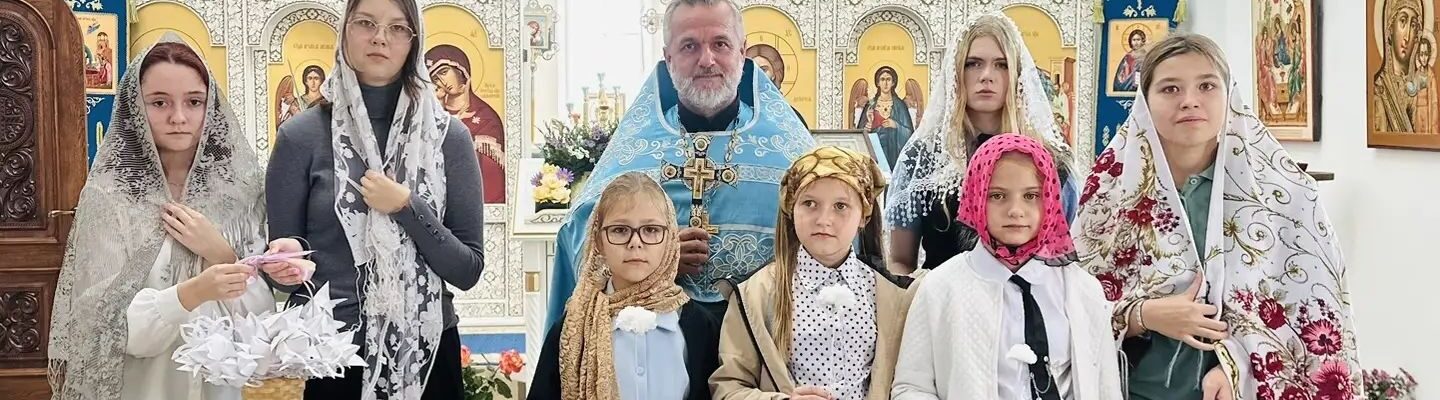 На Приходе Успенского храма прошла благотворительная акция «Белый Цветок»